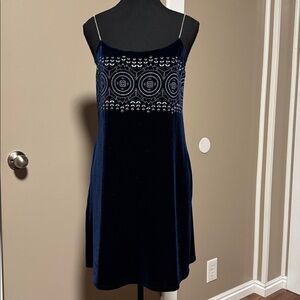 Chic Navy Blue Patterned Mini Dress